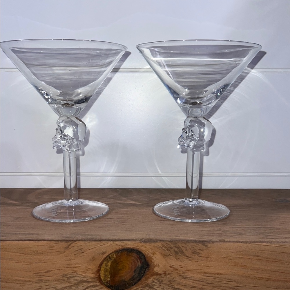NWOT - Crystal Head Vodka Skull Martini Glasses by Dan Aykroyd - Collectors Item - Picture 8 of 9